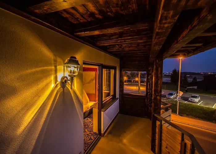 Hotel-restaurant Alpha فريدريشسهافن